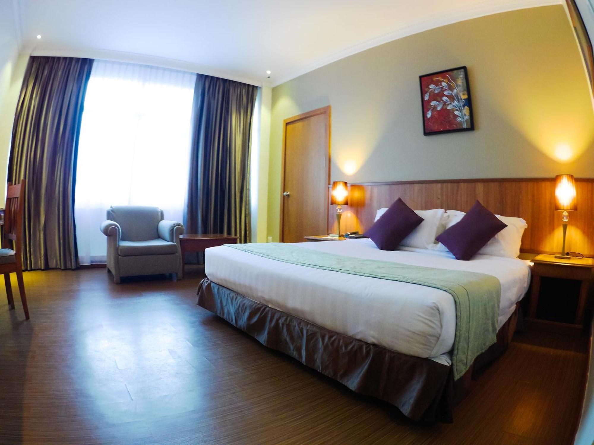 Starlodge Kampong Jerudong Room photo