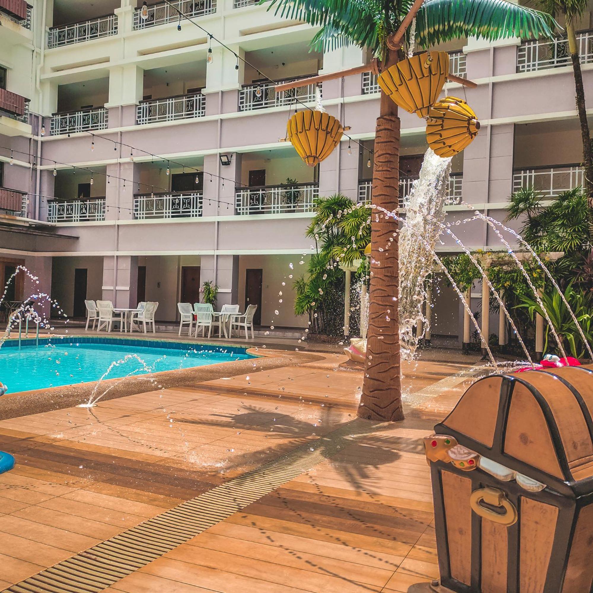 Starlodge Kampong Jerudong Exterior photo